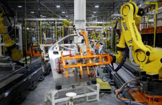 通用汽車2400萬美元投資韋恩堡工廠，資產管理助力皮卡產量提升